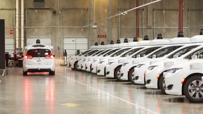 Renault y Nissan estudian una alianza con Google para desarrollar el taxi autónomo (sin conductor)