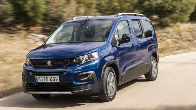 Peugeot amplía la gama Rifter para mantener el liderato entre los comerciales ligeros