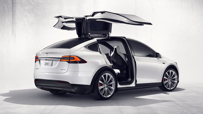 Tesla Model X.
