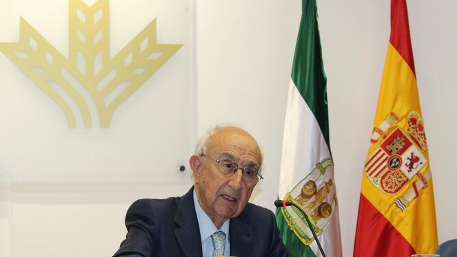 Víctor Márquez Reiviriego fue cronista de la elaboración de la Constitución.