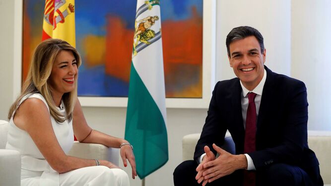 Pedro  Sánchez y Susana  Díaz, durante una reunión que mantuvieron en La Moncloa cuando ésta era presidenta de Andalucía.