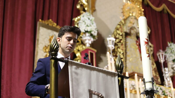 Manuel Soto en un momento de su exaltación ante la Virgen del Amor.
