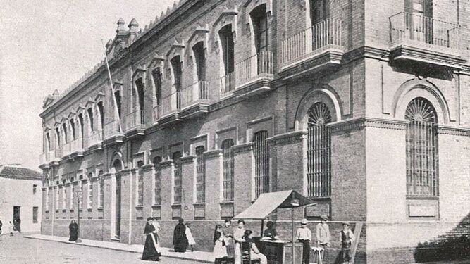 Antiguo colegio San José, un edifico de 1901.