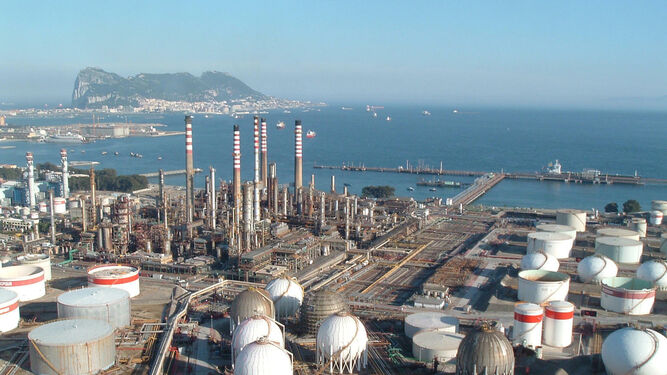 Vista de la refinería Gibraltar-San Roque de Cepsa