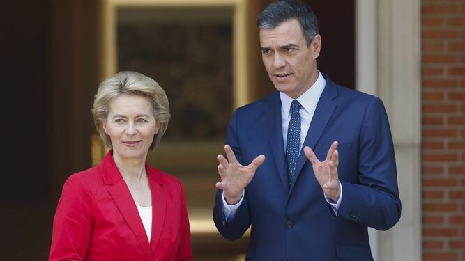 Sánchez recibe este miércoles en La Moncloa a Ursula von der Leyen, presidenta de la Comisión Europea.