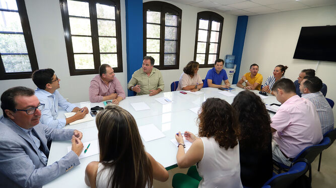 El nuevo comité de dirección del PP de Huelva mantuvo su primera reunión en pasado viernes.