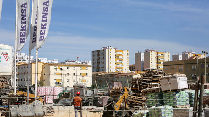 Construcción de viviendas en Marismas del Polvorín.