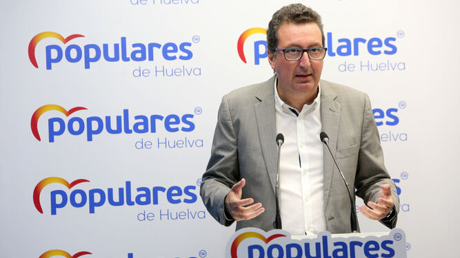 El presidente del Partido Popular onubense, Manuel Andrés González.