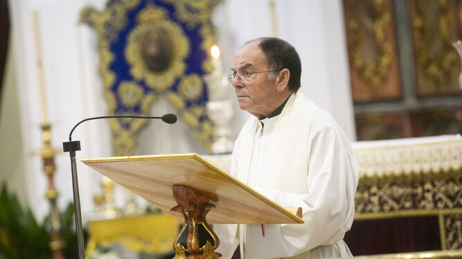 El obispo de Huelva preside la novena a la Virgen de la Cinta