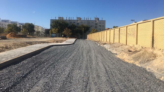 Estado actual de las obras del nuevo acceso al parking del Juan Ramón Jiménez.