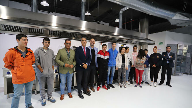 Presentación del Curso en la Escuela de Gastronomía de Huelva.