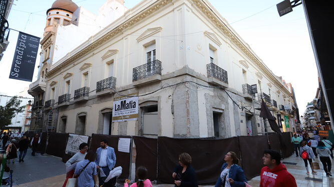 Palacio de los Duques de Medina Sidonia donde se trabaja en la apertura del restaurante La Mafia.
