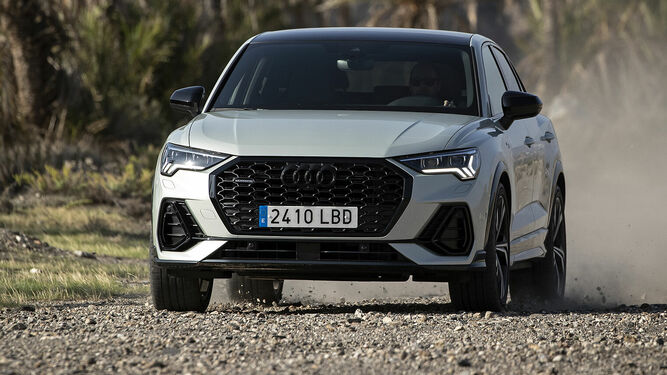 Audi exprime la moda de los SUV con una versión coupé del Q3