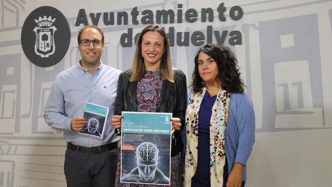 Acto de presentación del Premio Ciudad de Huelva de Investigación sobre Adicciones.