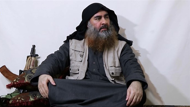 Abu Bakar al Baghdadi, poco antes de su muerte.