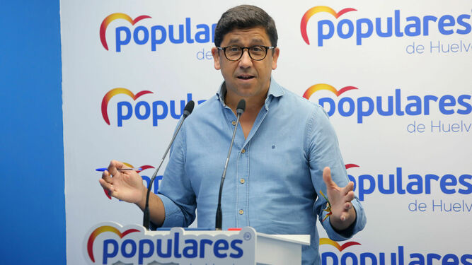 El secretario general del PP de Huelva, Alberto Fernández.