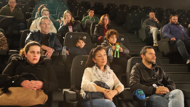 Im&aacute;genes de la entrega del premio al mejor cortometraje onubense en la 45 edici&oacute;n del Festival de Cine, a 'Asteroide B612'