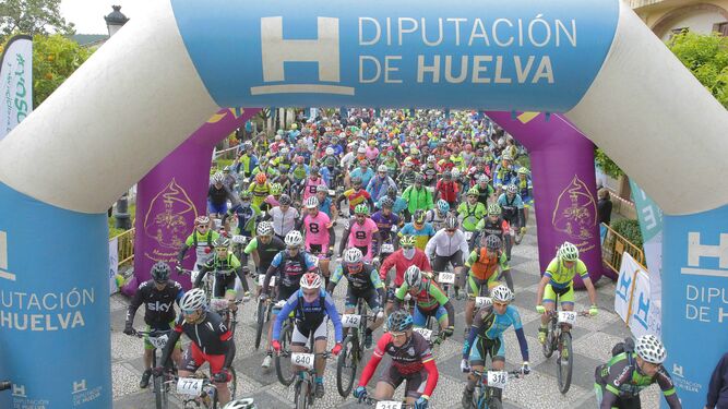 La Huelva Extrema es una de las pruebas que congregan mayor número de participantes.