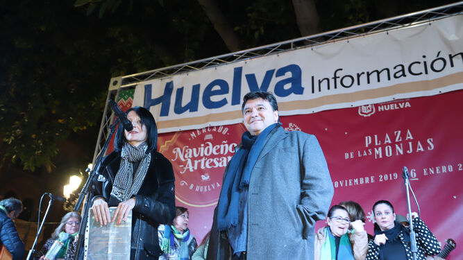 Im&aacute;genes del Cuentacuentos de Huelva Informaci&oacute;n con el alcalde Gabriel Cruz