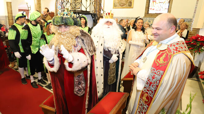 Im&aacute;genes de los Reyes Magos de Huelva en el Santuario de La Cinta