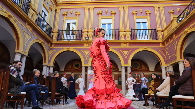 Im&aacute;genes de la presentaci&oacute;n de la pasarela de moda 'Huelva Flamenca 2020'