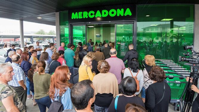Apertura del primer supermercado de Mercadona en Portugal