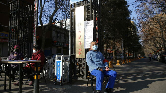 Imagen de un punto de información sobre el coronavirus en la capital china.