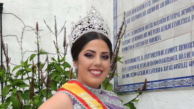 La reina del Carnaval, la joven  María del Pilar Ruiz.