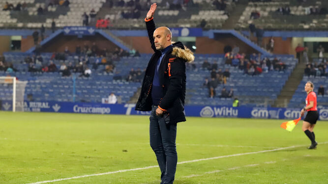 Alberto Monteagudo ha dejado de ser el entrenador del Recreativo de Huelva.