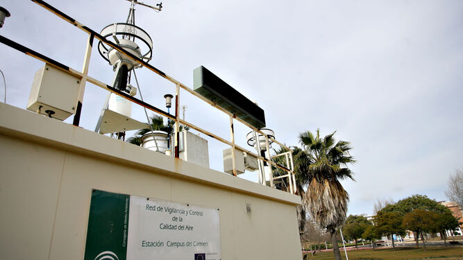 Estación medidora de la calidad del aire instalada en El Carmen.