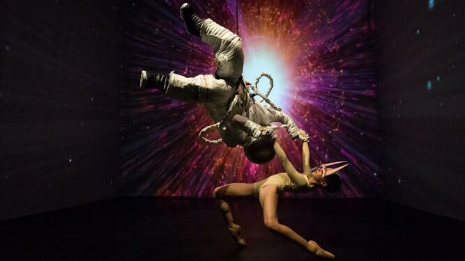 Un momento del espectáculo de danza contemporánea ‘Home 2.0’ que se representa el sábado en el Gran Teatro.