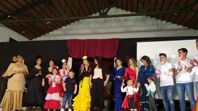 Uno de los desfiles flamencos celebrados en Zalamea.