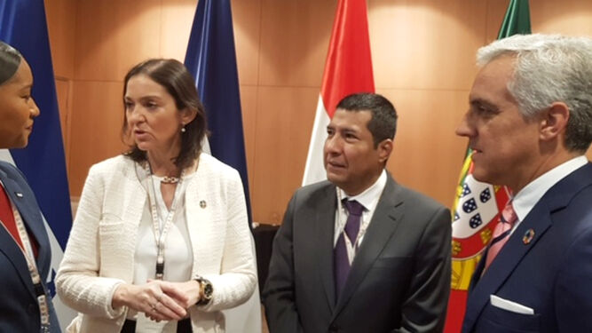 El diputado de Presidencia, José Manuel Alfaro, junto a Rebeca Grynspan, secretaria general Iberoamericana.