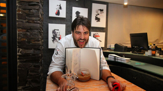 El chef onubense, Xanty Elías, en el momento en el que renovó su estrella Michelín.