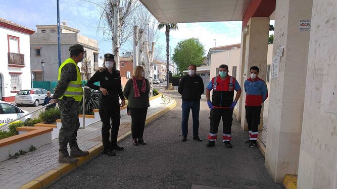La UME y el Ej&eacute;rcito de Tierra desinfectan varios pueblos de la provincia de Huelva