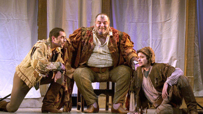 Paco Maestre interpreta a Falstaff en el montaje de ‘Las alegres comadres de Windsor’ dirigido por Gustavo Tambascio en 2002.