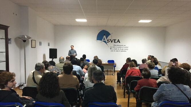Una de las asambleas de Asvea en Valverde.