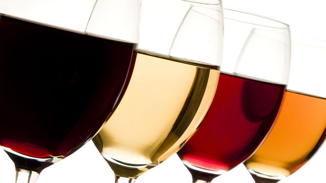 En el 33% de los hogares españoles se abre una botella de vino cada semana.