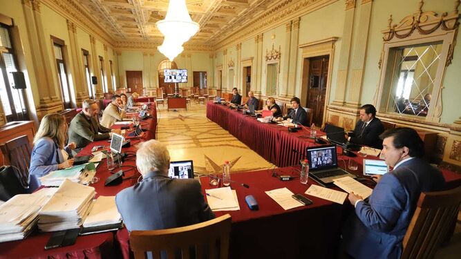 Imagen del Pleno celebrado en el Ayuntamiento de Huelva.