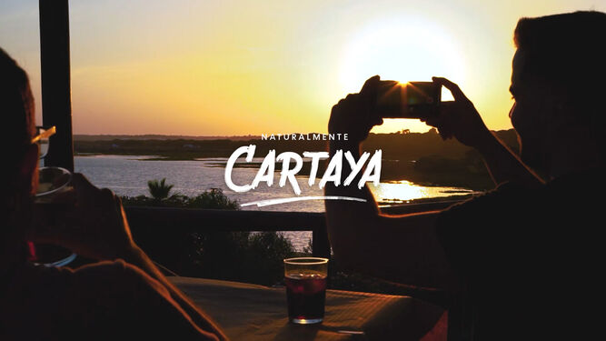 Uno de los fotogramas de la nueva campaña turística de Cartaya.