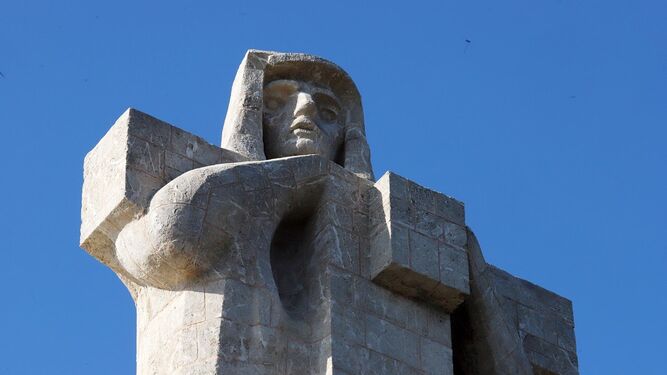Monumento a Colón en la Punta del Sebo, regalo del pueblo de los EStados Unidos al de España, en 1929.