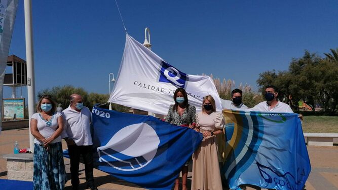 Acto de entrega la bandera azul a la playa de Islantilla.