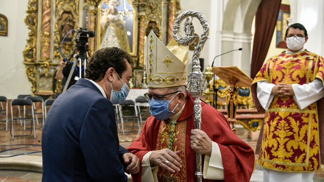 Im&aacute;genes del saludo al nuevo obispo de Huelva