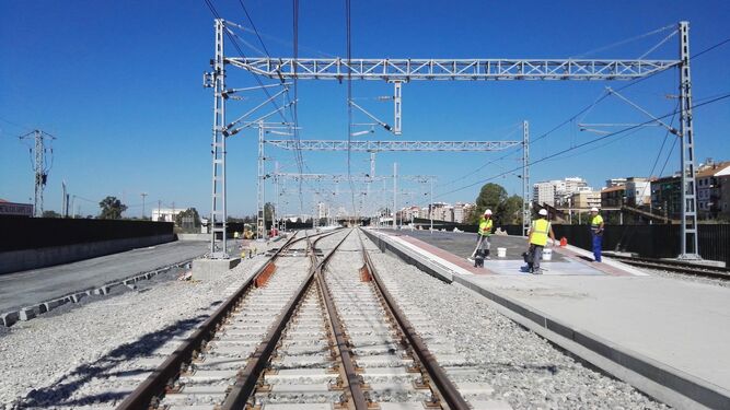 Trabajos en agosto de 2017 para la construcción de la estación de Huelva.