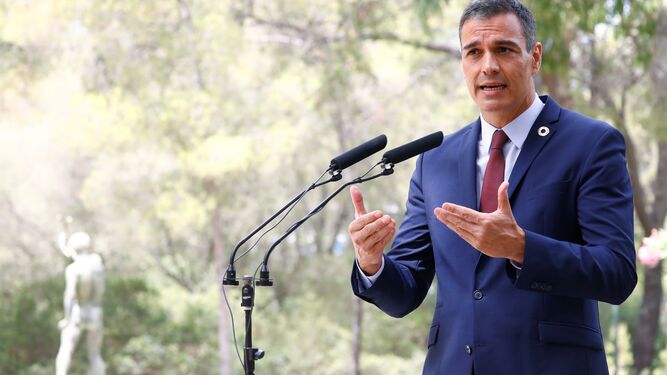 El presidente del Gobierno, Pedro Sánchez, durante su comparecencia en el Palacio de Marivent.