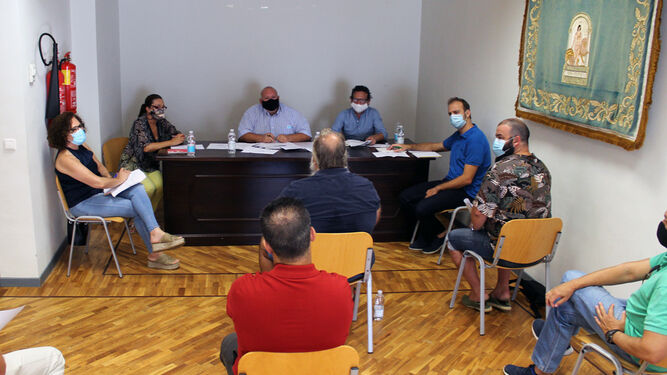 El Ayuntamiento de Cartaya y los sindicatos acuerdan el desbloqueo de la Mesa de Negociación.