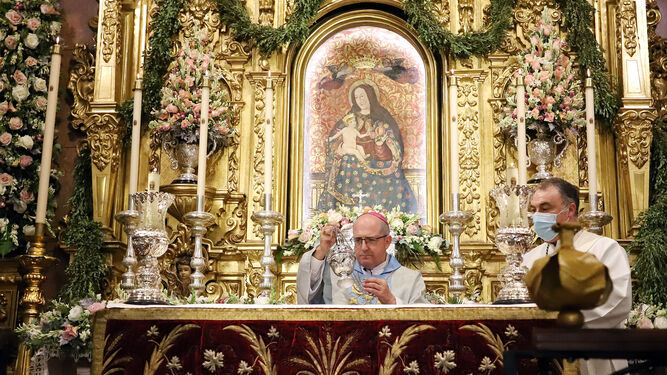 Im&aacute;genes de la misa de la Virgen de La Cinta oficiada por el obispo de Huelva Don Santiago G&oacute;mez Sierra