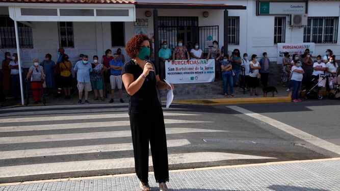 Movilización en San Bartolomé para reclamar la reapertura del servicio médico 24 horas.