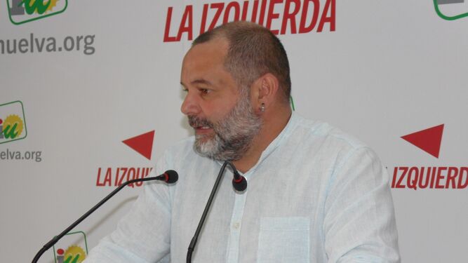 El coordinador provincial de IU en Huelva, Rafael Sánchez Rufo.