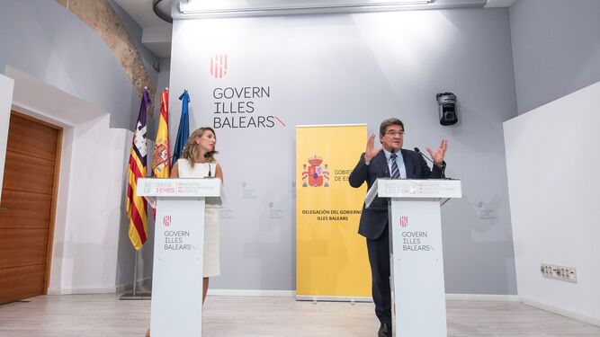 Los ministros de Trabajo y de Seguridad Social, en una comparecencia reciente en Palma de Mallorca.